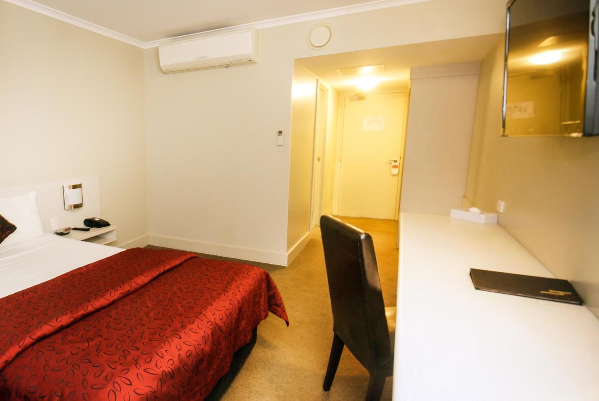 Isa Hotel Mount Isa Rum bild